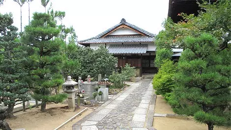 大徳寺塔頭 総見院_6