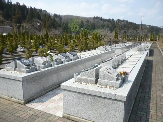 見附やすらぎ霊園_3