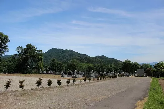 御代田藤塚霊園_5