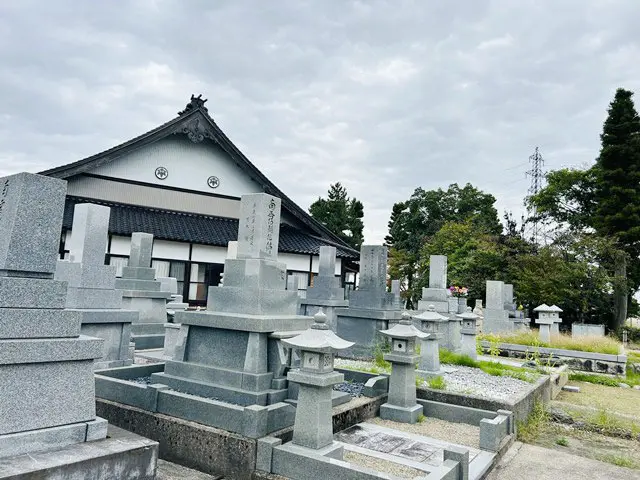 明覺寺墓苑_2