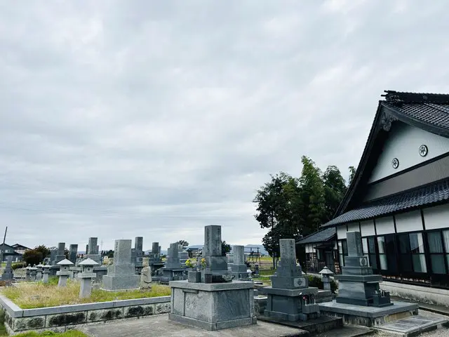 明覺寺墓苑_3