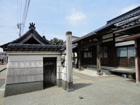 泉龍寺永代供養墓　御廟（舎利塔）_1
