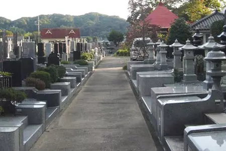 西光寺墓苑 せせらぎの里_3
