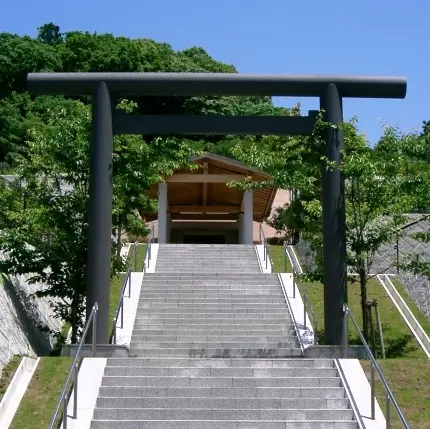 鶴岡八幡宮墓苑_7