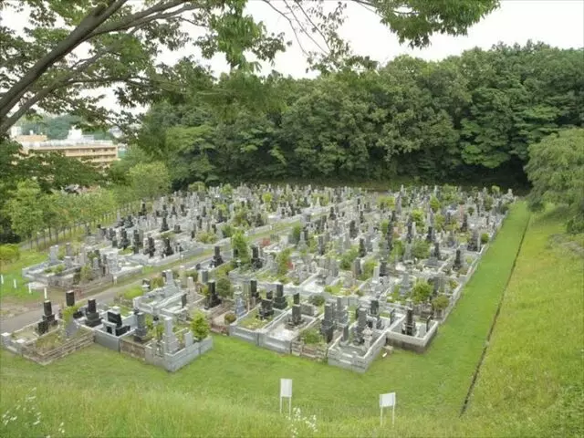 川崎市営　緑ヶ丘霊園_3