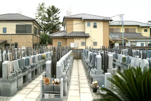 舎人駅前霊園_1