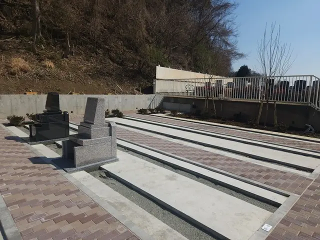 鶴巻霊園　もえぎのさと_8