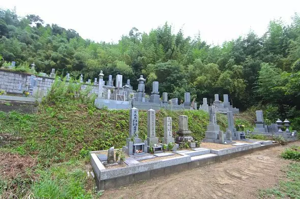 自性院墓地_5