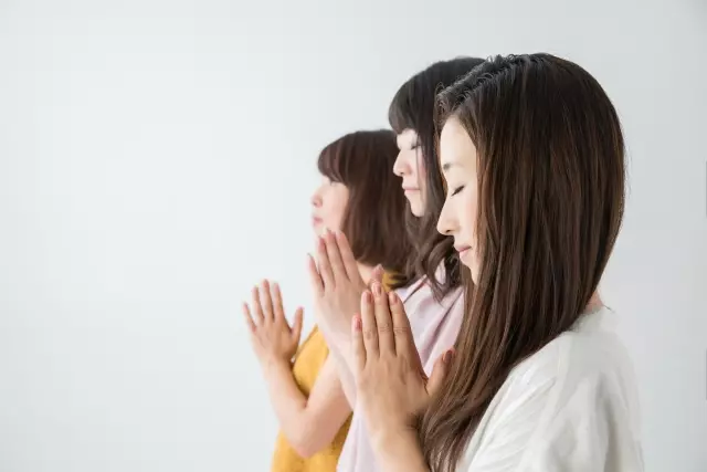 墓石なしのお墓ってあり?納骨先の種類や費用を解説!