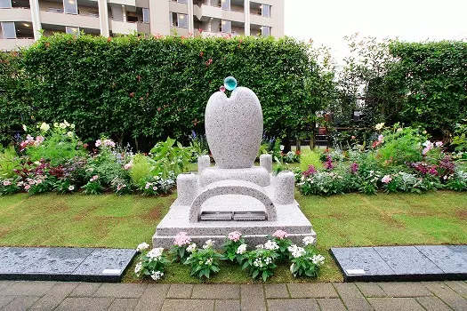 板橋　樹木葬　ほほえみの樹