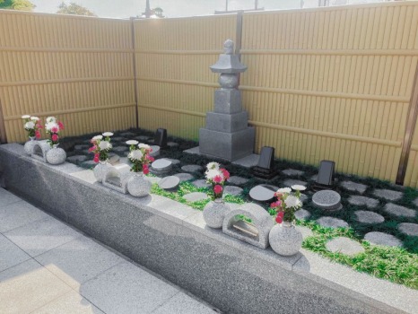 行徳中央樹木葬墓地の画像1
