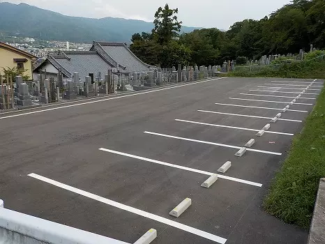 極楽寺　納骨堂_5