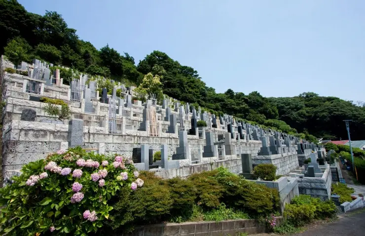 磯子霊園樹木葬墓地　「根岸の丘」・「慈照苑」_9