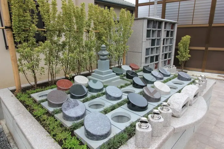 磯子霊園樹木葬墓地　「根岸の丘」・「慈照苑」_4