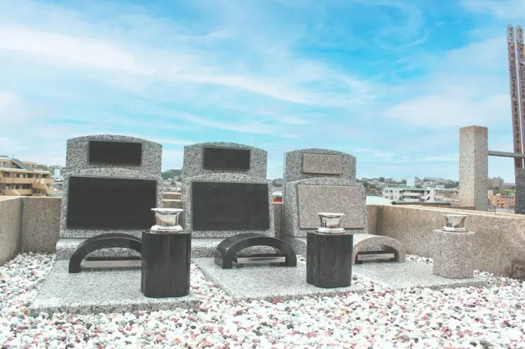 磯子霊園樹木葬墓地　「根岸の丘」・「慈照苑」_3