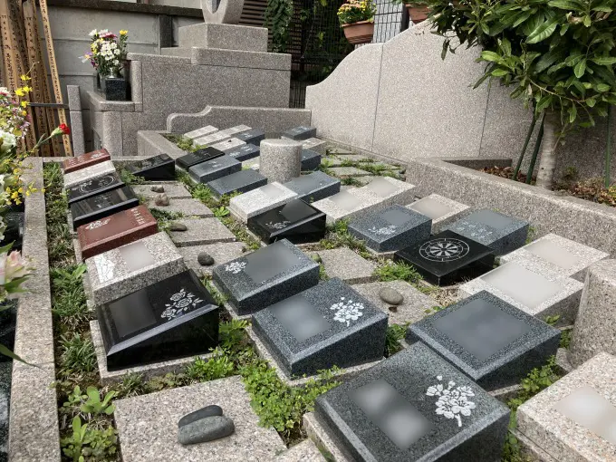 外苑こもれびの杜　樹木葬・永代供養墓_3