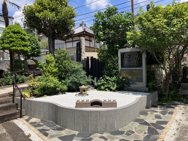 白金こもれびの杜　樹木葬「わごころ」