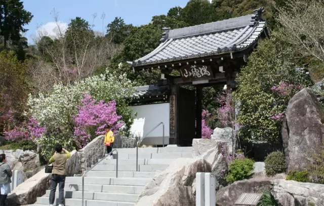 花の寺　豊川荻樹木葬墓地_3