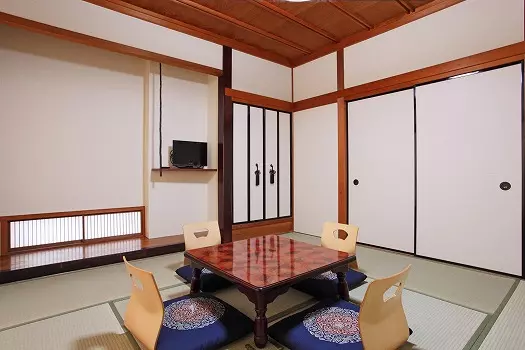本光寺（金沢市）納骨堂_8