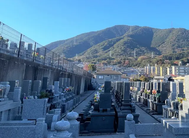 緑町墓地 　樹木葬「緑風の丘」_5