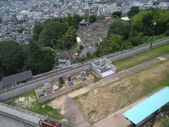 黄金山墓苑_6
