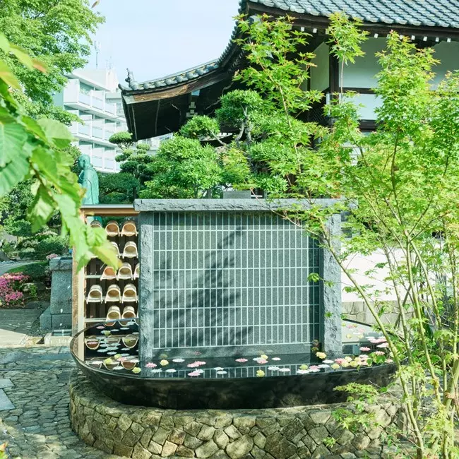 早稲田霊園 想咲手水_2