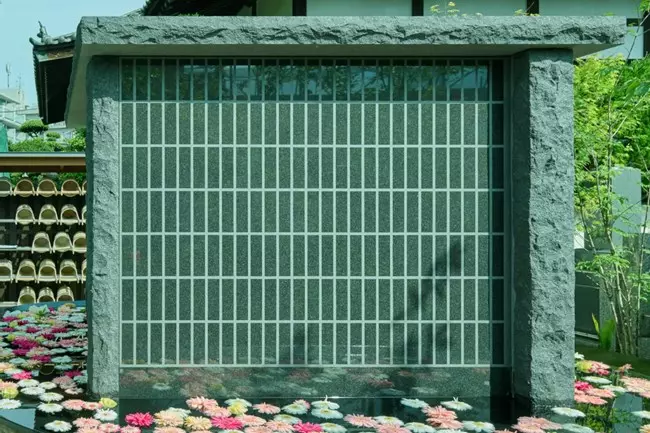 早稲田霊園 想咲手水_3