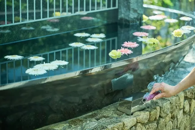 早稲田霊園 想咲手水_6