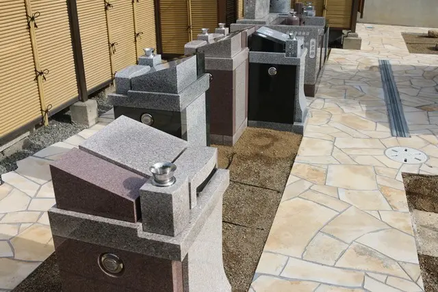 延光寺墓苑_5