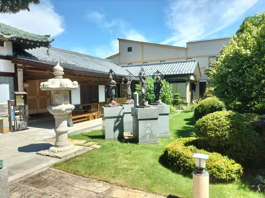東川口慈恩の庭_12