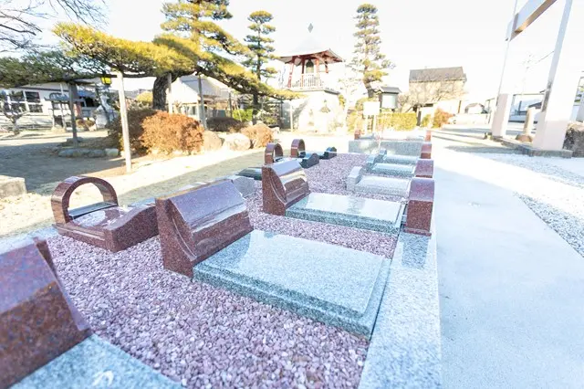 リーフログ南アルプス樹木葬墓苑_0